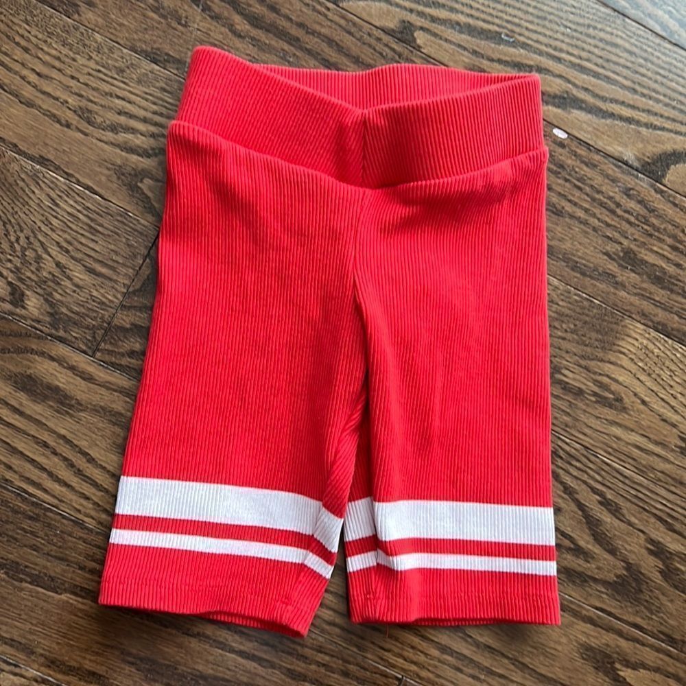 Zara girls red ribbed shorts